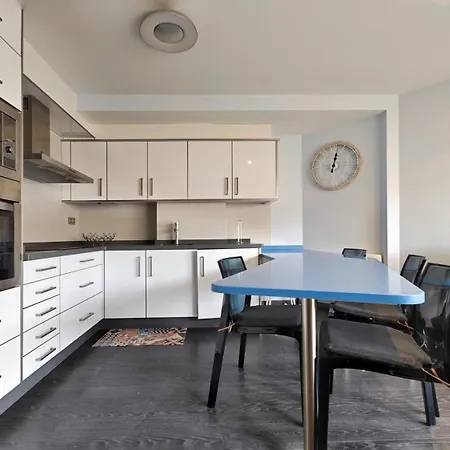 Apartment Desconectaengalicia Ribapraia Con Piscina
